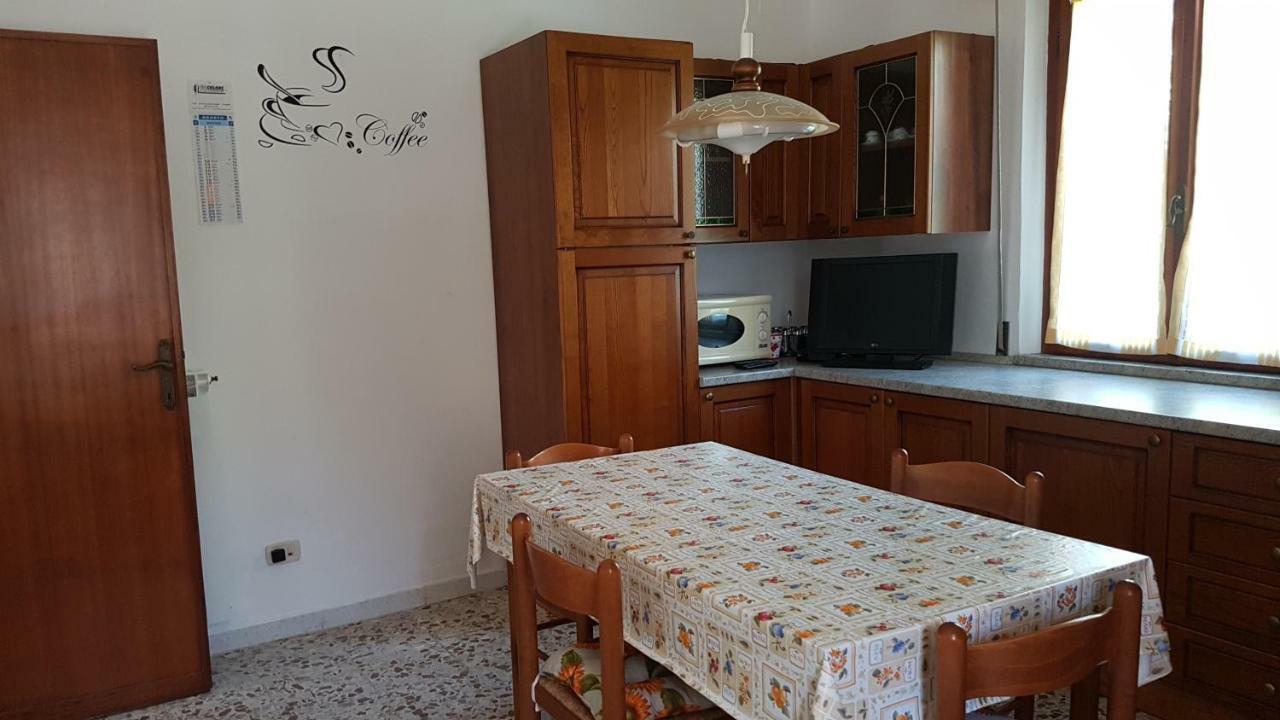 Vila Casa Magnolia Arena Metato Exteriér fotografie